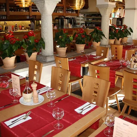 Hostel Casa Franco 2*